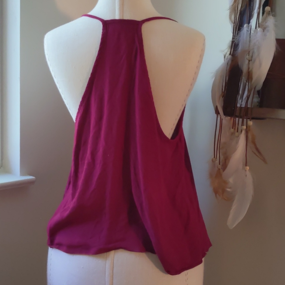 Flowy Razorback Tank Top - Picture 3 of 3